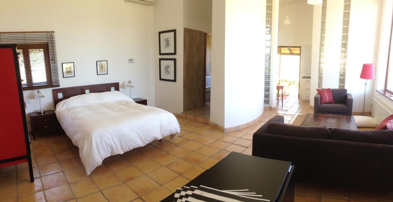 Alen D'Aragon Guest House Santa Eulalia de Gallego Exterior photo
